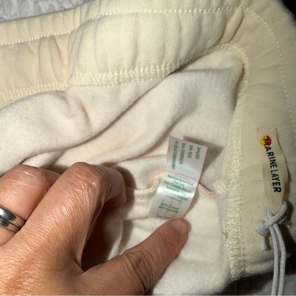 Marine Layer Cloud 9 Anytime Sweatpant Rainbow Striped Antique White NWT - Picture 9 of 9